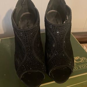 Coach and Four lace peep toe.